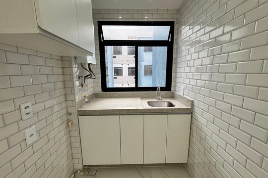 Área de Serviço de apartamento para alugar com 3 quartos, 75m² em Recreio dos Bandeirantes, Rio de Janeiro