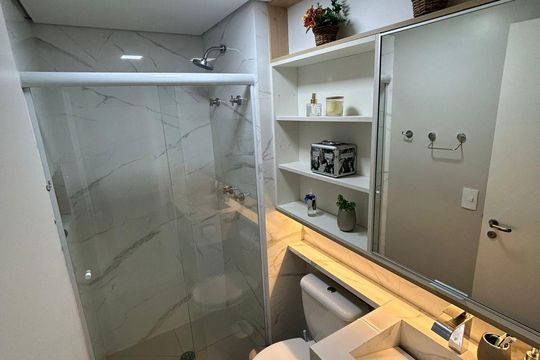 Banheiro de apartamento para alugar com 3 quartos, 72m² em Vila Castelo, São Paulo