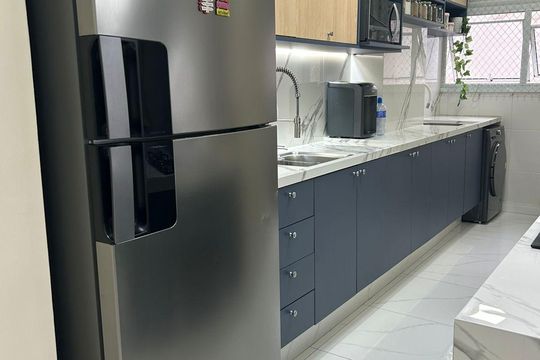 Cozinha de apartamento para alugar com 3 quartos, 72m² em Vila Castelo, São Paulo