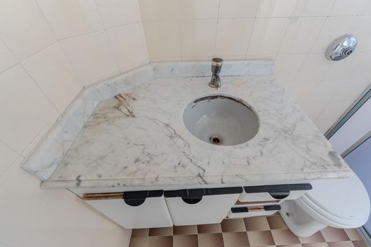 Banheiro de apartamento à venda com 2 quartos, 78m² em Bela Vista, São Paulo