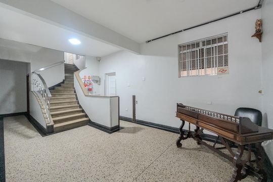 Hall de entrada de apartamento à venda com 2 quartos, 78m² em Bela Vista, São Paulo