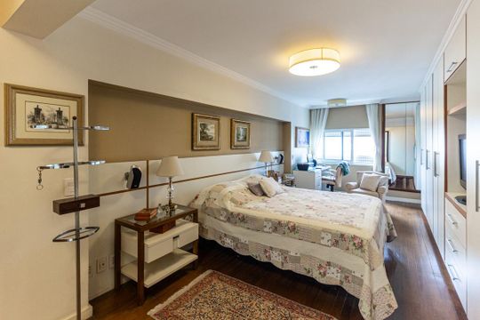 Quarto da Suíte 1 de apartamento à venda com 4 quartos, 255m² em Vila Buarque, São Paulo