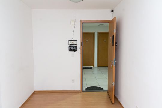 Apartamento para alugar com 2 quartos, 55m² em Inhoaíba, Rio de Janeiro