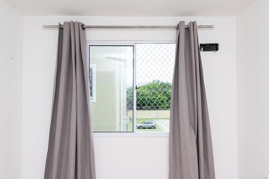 Quarto 2 de apartamento para alugar com 2 quartos, 55m² em Inhoaíba, Rio de Janeiro