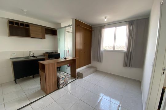 Sala de apartamento para alugar com 2 quartos, 38m² em Parque Maria Helena, São Paulo