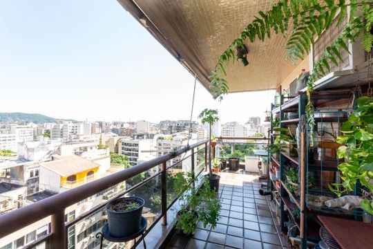 Varanda de apartamento à venda com 4 quartos, 186m² em Tijuca, Rio de Janeiro