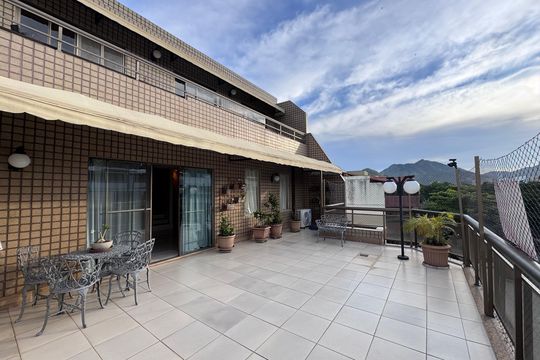 Varanda de apartamento à venda com 3 quartos, 403m² em Recreio dos Bandeirantes, Rio de Janeiro
