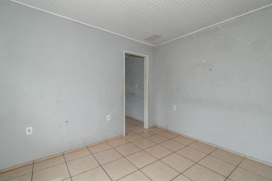 Sala Apartamento 1 de casa à venda com 4 quartos, 200m² em Rubem Berta, Porto Alegre