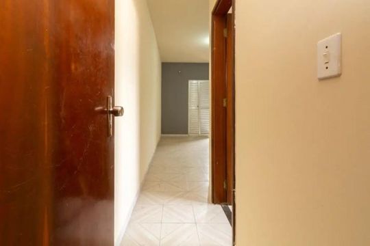 Quarto de casa à venda com 3 quartos, 257m² em Parque Sao Domingos, São Paulo