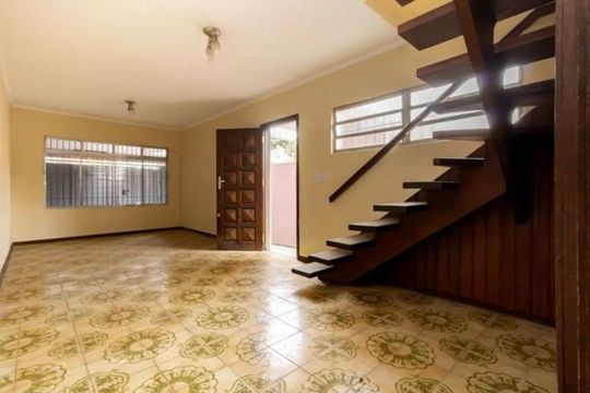 Casa à venda com 3 quartos, 257m² em Parque Sao Domingos, São Paulo