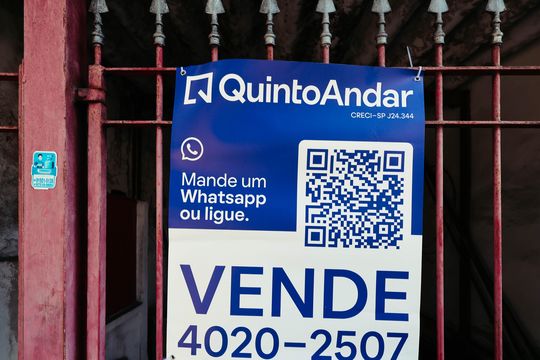 Fachada de casa à venda com 3 quartos, 333m² em Vila Água Funda, São Paulo