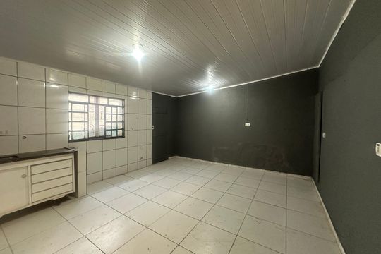 Sala/Quarto de casa para alugar com 1 quarto, 35m² em Vila Engenho Novo, Barueri