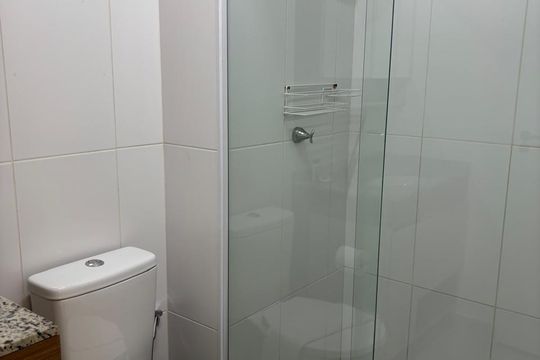 Banheiro de apartamento à venda com 1 quarto, 25m² em Jardim Paulista, São Paulo