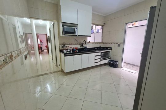 Casa à venda com 2 quartos, 190m² em Bela Vista, Osasco