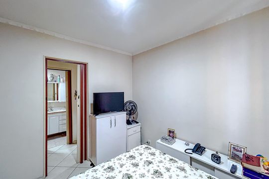 Quarto de apartamento à venda com 1 quarto, 49m² em Parque São Jorge, São Paulo