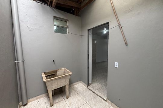 Casa à venda com 2 quartos, 80m² em Santos Dumont, São Leopoldo
