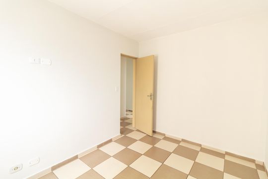 Quarto 2 de apartamento para alugar com 3 quartos, 66m² em Parque Paineiras, São Paulo