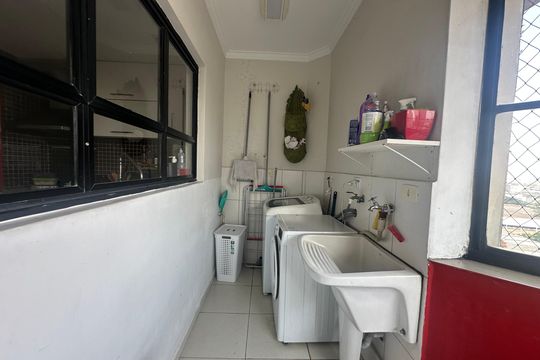Área de Serviço de apartamento à venda com 4 quartos, 220m² em Alphaville, Barueri