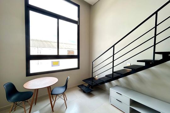 Sala de kitnet/studio para alugar com 1 quarto, 34m² em Vila Galvão, Guarulhos