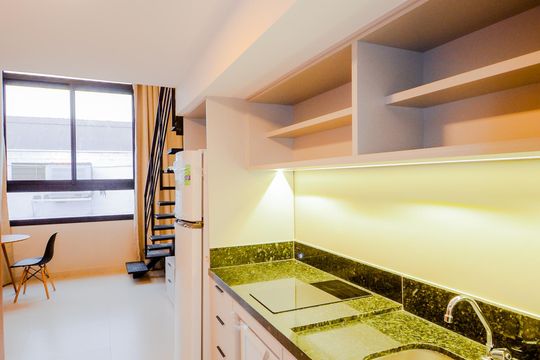 Cozinha de kitnet/studio para alugar com 1 quarto, 34m² em Vila Galvão, Guarulhos