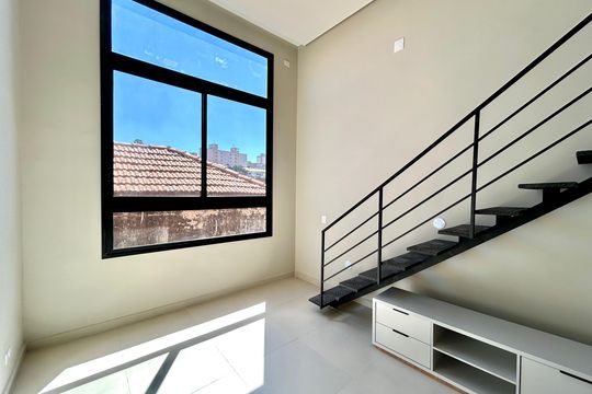 Sala de kitnet/studio para alugar com 1 quarto, 34m² em Vila Galvão, Guarulhos
