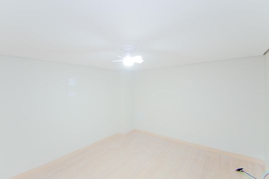 Quarto de kitnet/studio para alugar com 1 quarto, 34m² em Vila Galvão, Guarulhos