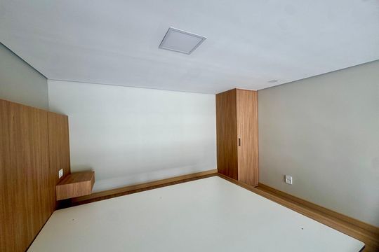 Quarto de kitnet/studio para alugar com 1 quarto, 34m² em Vila Galvão, Guarulhos