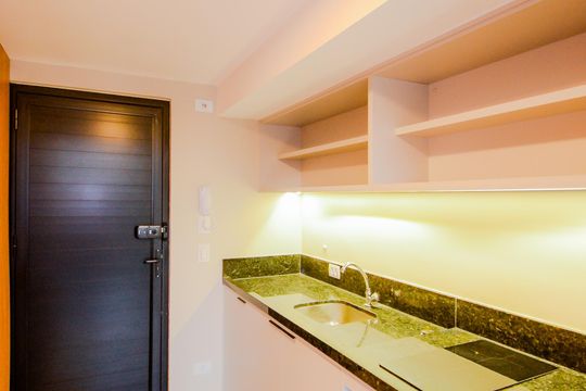 Cozinha de kitnet/studio para alugar com 1 quarto, 34m² em Vila Galvão, Guarulhos