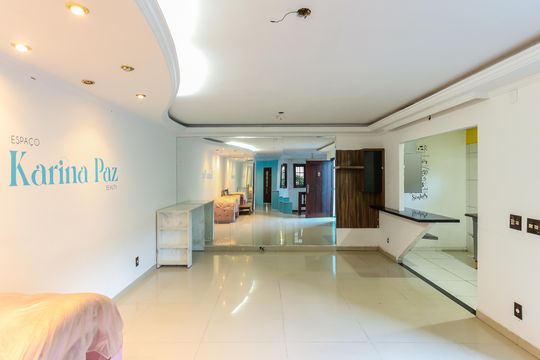 Casa para alugar com 2 quartos, 180m² em Jardim Joao Xxiii, São Paulo