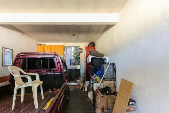Garagem de casa para alugar com 2 quartos, 180m² em Jardim Joao Xxiii, São Paulo