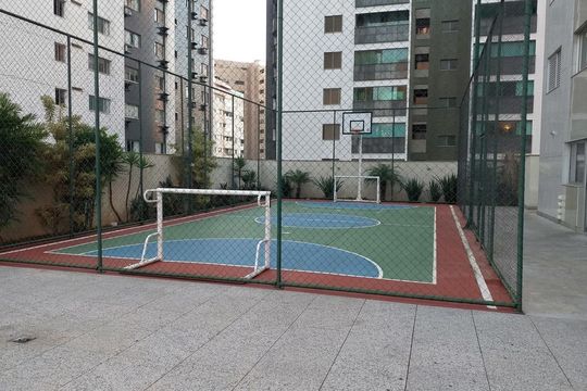 Área externa de apartamento para alugar com 1 quarto, 40m² em Savassi, Belo Horizonte