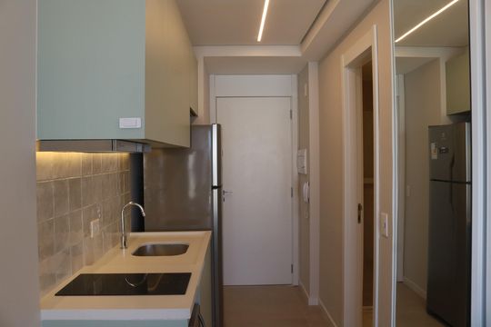Cozinha de kitnet/studio à venda com 1 quarto, 24m² em Perdizes, São Paulo