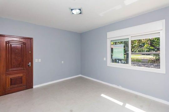 Sala de apartamento para alugar com 3 quartos, 60m² em Praia de Belas, Porto Alegre