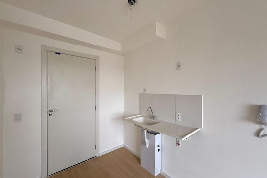 Cozinha  de kitnet/studio à venda com 1 quarto, 16m² em Santo Amaro, São Paulo