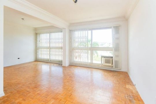 Sala  de apartamento para alugar com 3 quartos, 177m² em Petrópolis, Porto Alegre