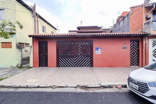 Fachada de casa para alugar com 3 quartos, 315m² em Parque Paulistano, São Paulo