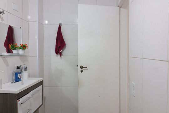 Banheiro Social de apartamento à venda com 2 quartos, 74m² em Jardim Portugal, São Bernardo do Campo
