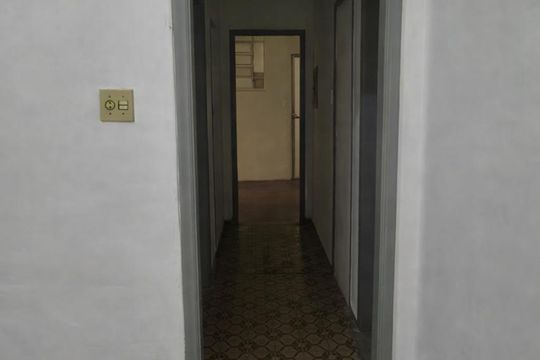 Corredor de casa para alugar com 4 quartos, 90m² em Ramos, Rio de Janeiro