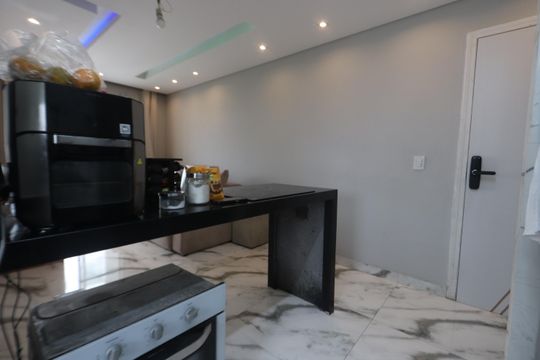 Cozinha de apartamento à venda com 2 quartos, 59m² em Vila Ema, São Paulo