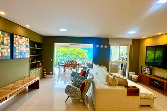 Apartamento à venda com 3 quartos, 159m² em Vila Rosalia, Guarulhos