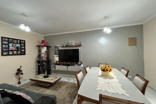 Sala de casa à venda com 4 quartos, 210m² em Parque Belém, São Paulo