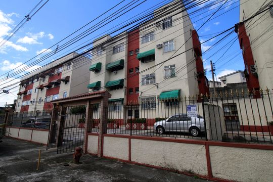 Fachada do Prédio de apartamento para alugar com 1 quarto, 38m² em Irajá, Rio de Janeiro