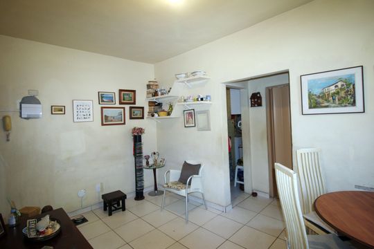 Sala de apartamento para alugar com 1 quarto, 38m² em Irajá, Rio de Janeiro