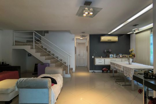 Casa de Condomínio à venda com 5 quartos, 300m² em Barra da Tijuca, Rio de Janeiro