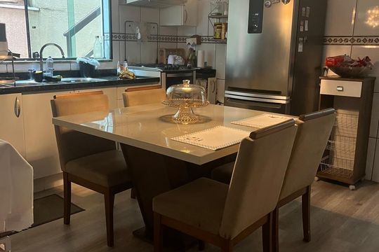 Cozinha de casa à venda com 4 quartos, 195m² em Bela Vista, Osasco