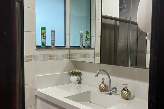 Banheiro de casa à venda com 4 quartos, 195m² em Bela Vista, Osasco