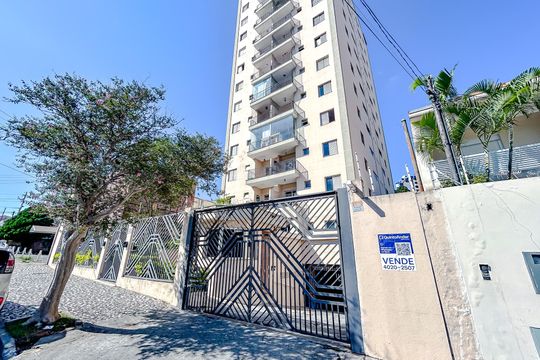 Fachada com Plaquinha de apartamento à venda com 2 quartos, 74m² em Vila Carrão, São Paulo
