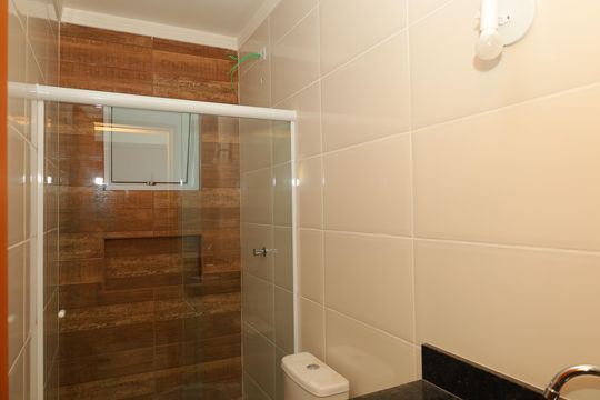 Banheiro de apartamento para alugar com 1 quarto, 32m² em Vila Rosaria, São Paulo