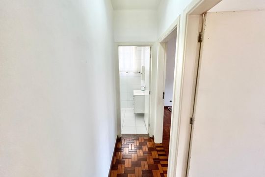Corredor de apartamento à venda com 2 quartos, 94m² em Santa Ines, São Paulo