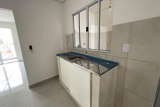 Cozinha de casa para alugar com 1 quarto, 45m² em Nhambuca, Cotia